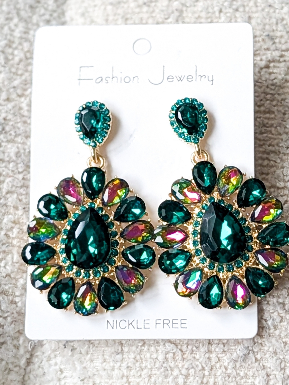 Fashion Jewelry Emerald Teardrop Crystal Drop Earrings with Iridescent Accents